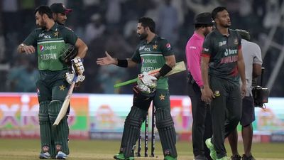 Asia Cup: How all-round Pakistan tamed Bangladesh to start Super Fours in style