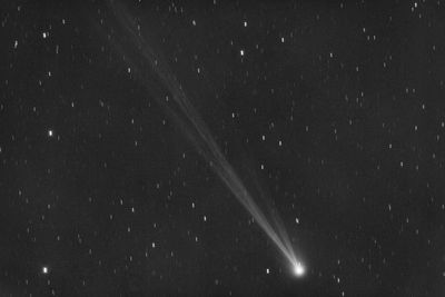 Across the Northern Hemisphere, now's the time to catch a new comet before it vanishes for 400 years