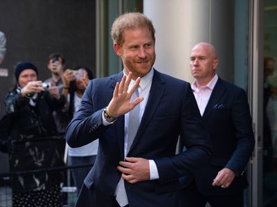 Prince Harry returns to UK alone before anniversary of Queen’s death