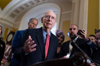 Mitch McConnell vows to finish Senate term despite mounting scrutiny of ‘freezing’ spells