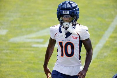 Broncos injuries: WR Jerry Jeudy limited at Thursday’s practice