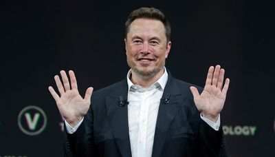 Guess how many of Elon Musk’s 155 million followers are willing to pay for his exclusive content?