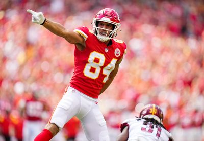 WATCH: Chiefs WR Justin Watson gives young fan his gloves before kickoff vs. Lions