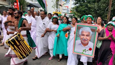 Congress workers take out victory laps across Kerala to celebrate Puthupally by-election win