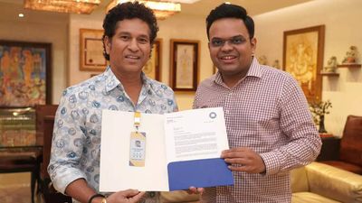 ICC World Cup 2023: Sachin Tendulkar presented with 'Golden Ticket' by BCCI secretary Jay Shah