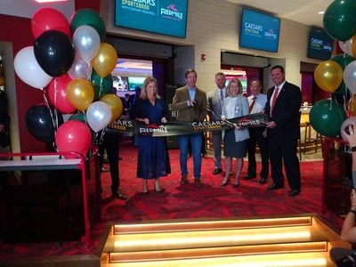 GOP lawmakers, Dem Gov. Beshear help open Lexington’s The Red Mile for sports betting
