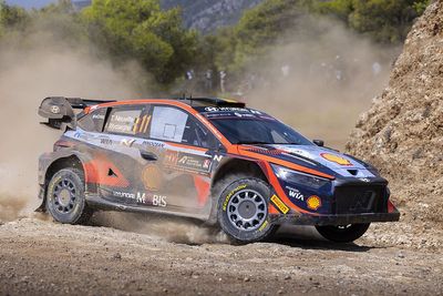 WRC Greece: Neuville holds off Ogier to maintain narrow lead