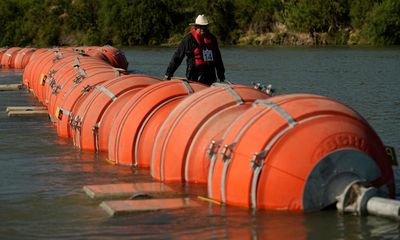 Appeals court allows Texas to keep Rio Grande barriers in place