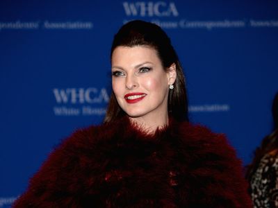 Linda Evangelista says she views mastectomy scars as ‘trophies’ following recent breast cancer diagnosis
