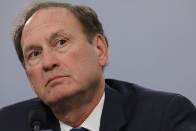 Alito rejects call to recuse in tax case