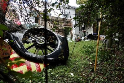 Rescue helicopter pilot says he heard bangs before fiery crash that killed 2, report says