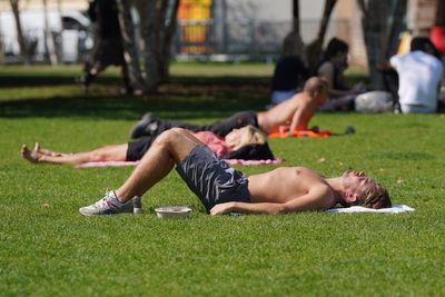 Health warning as Saturday expected to be hottest day of the year so far