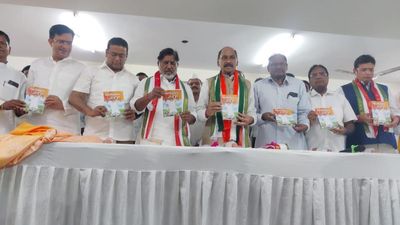 Book on Bhatti Vikramarka’s People’s March released