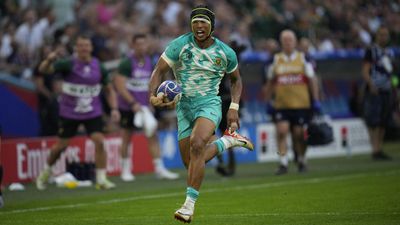 South Africa crush Scotland to launch defence of World Cup crown