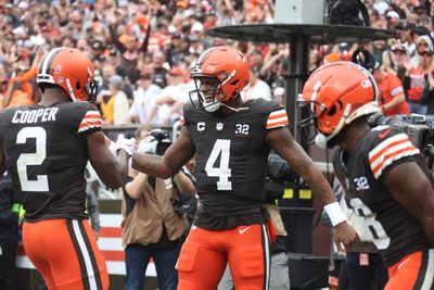 Deshaun Watson finally finds the endzone and Cleveland Browns Stadium explodes