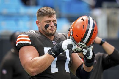 Browns vs. Bengals: Wyatt Teller does Wyatt Teller things; drives a LB 25 yards downfield