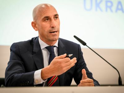 Luis Rubiales resigns as head of Spain's soccer federation