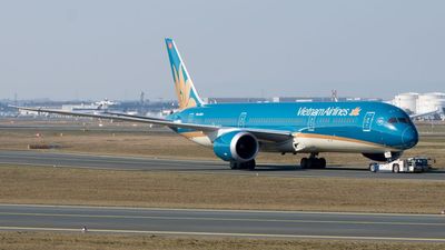 Vietnam Airlines Considers $10 Billion Deal With Boeing