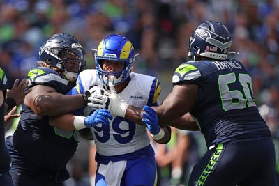 Watch: Geno Smith yelled ‘oh my god’ as Aaron Donald was running straight at him