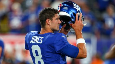 Daniel Jones Ripped by NFL Fans During Disastrous First Half Against Cowboys