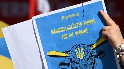 Ukraine says Germany 'wasting time' on decision to send Taurus missiles