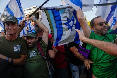 Protests kick off at Israeli justice minister's home a day before major hearing on judicial overhaul