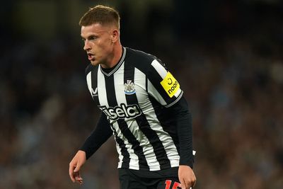 Gareth Southgate acknowledges England want Newcastle duo amid call-up tug-of-war with Scotland