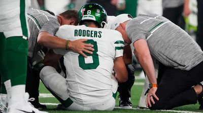 NFL World Reacts to Aaron Rodgers’ Injury in Jets Debut