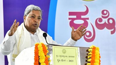Karnataka CM Siddaramaiah directs officials to offer time-bound solutions to grievances of people at taluk level