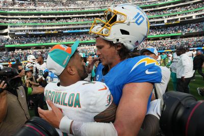 Best photos from Chargers’ loss to Dolphins in Week 1