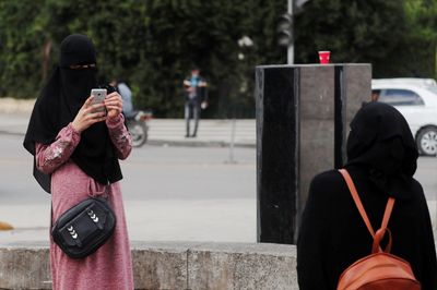 Egyptians divided over recent niqab ban at schools
