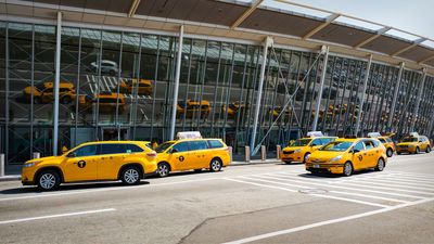 Newark Airport to get a sleek lounge with a piano bar (here's how you get in)