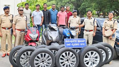 Police recover 12 tyres stolen from parked cars