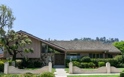 HGTV just sold 'The Brady Bunch’ house to a super-fan for $3.2 million, but that’s still a loss