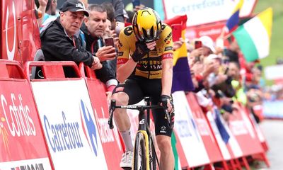 Vingegaard earns emotional Vuelta stage win for ‘best friend’ Van Hooydonck