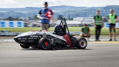 Students Set New EV Acceleration World Record: 0-62 MPH In Less Than A Second