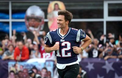 Tom Brady Details How Peyton Manning Influenced His Patriots Halftime Ceremony