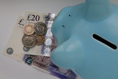 Nearly a quarter of pension savers ‘review their pots less than once a year’