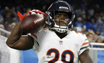 Panthers reportedly signing RB Tarik Cohen to practice squad