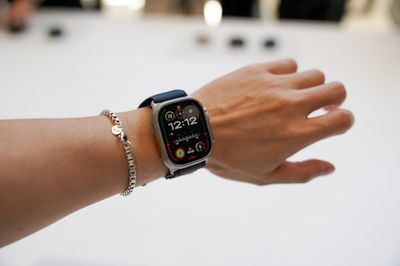 Hands-On With Apple Watch Series 9 and Ultra 2: The Double Tap Gesture Rules