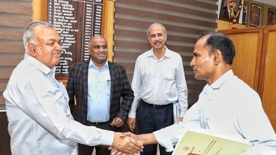 Uttar Pradesh officials visit Karnataka to study initiatives implemented in KSRTC