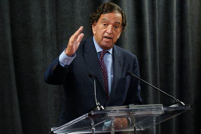 Bill Richardson is mourned in New Mexico after globe-trotting career, lies in state at Capitol