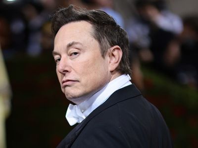 Fatherhood, rows with Amber Heard and ‘the woke mind virus’: 6 big revelations from Elon Musk’s biography