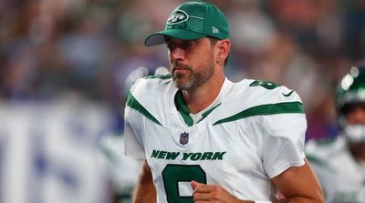 Insider Pegs Free-Agent QB as ‘The Answer’ for Jets After Aaron Rodgers Injury
