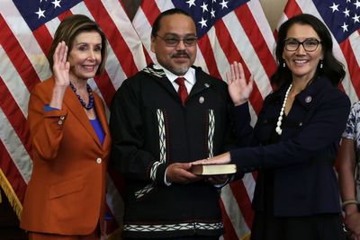 Alaska Congresswoman Mary Peltola’s husband killed in plane crash
