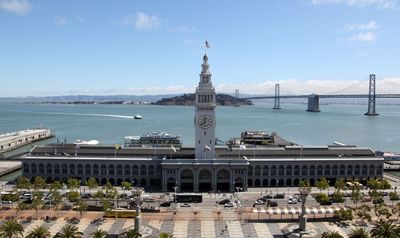 San Francisco considers lifting the Ferry Building by 7 feet to save it from the sea