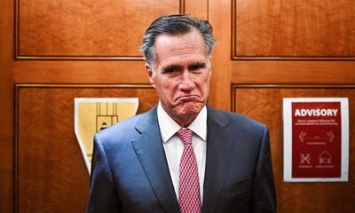 Mitt Romney condemns ‘demagogue’ Trump as he announces retirement
