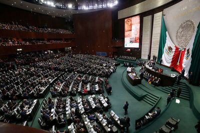 UFOs, little green men: Mexican lawmakers hear testimony on possible existence of extraterrestrials
