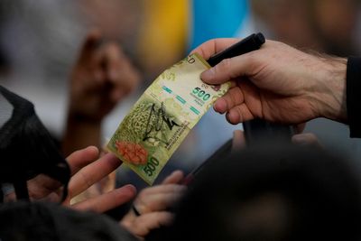 Argentine inflation keeps soaring, putting the government on the defensive as elections near