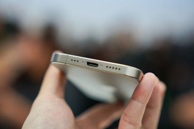 The iPhone 15 and 15 Pro Have USB-C, but There’s a Huge Speed Difference